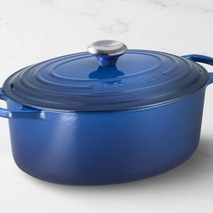 Le Creuset Signature Oval Cacerole/Oven 8 QT